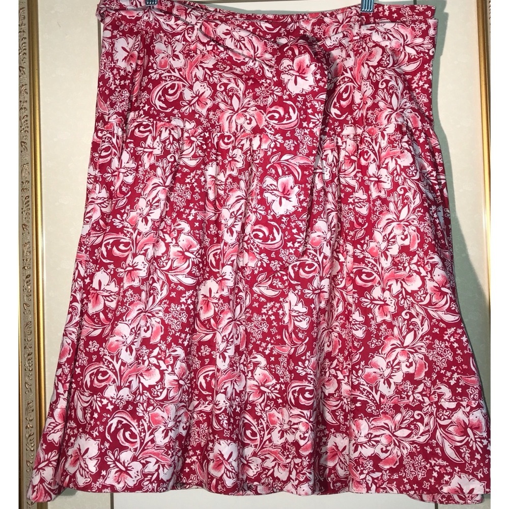 🎈NWOT🎈H&M Skirt🎈